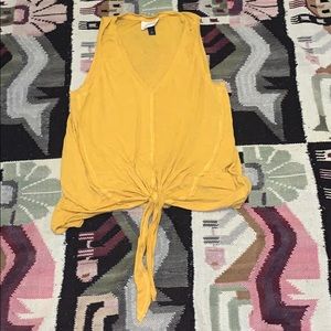 Universal Thread tank top